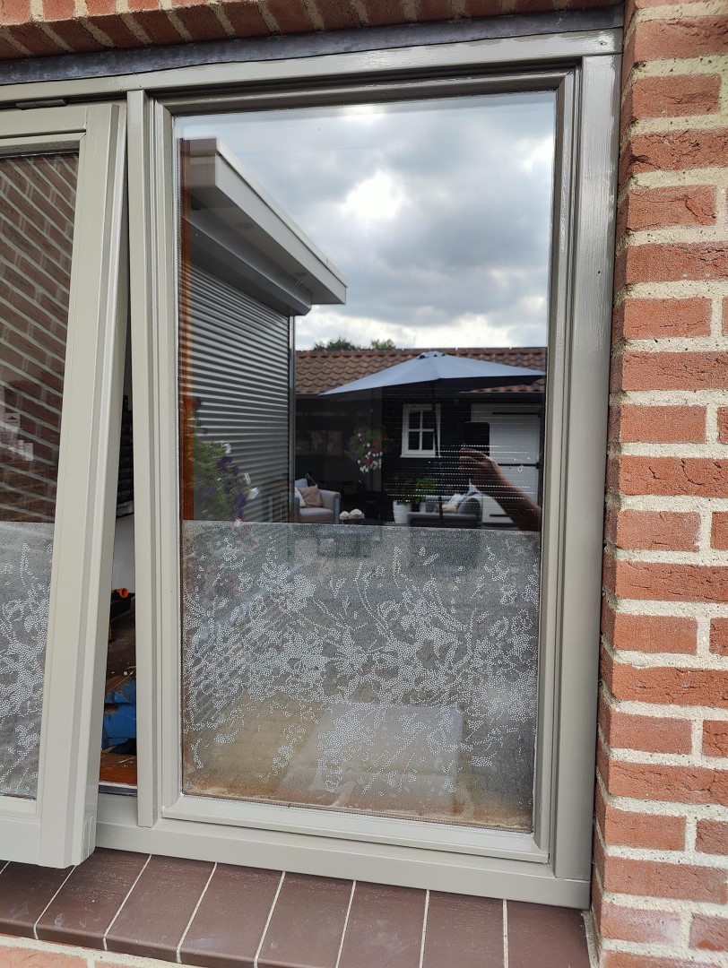 dubbel raam met 1 uitzetraam